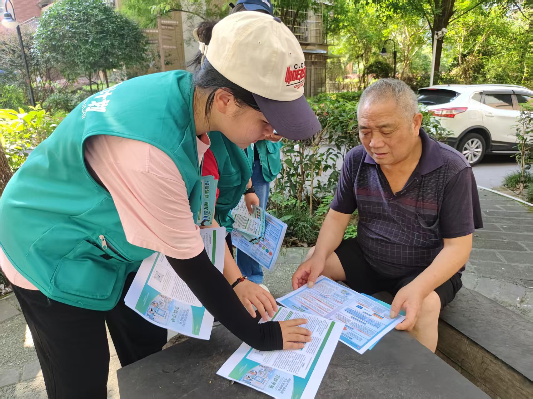 图为讲解国家助学金,杨瑷珲摄 (2).jpg