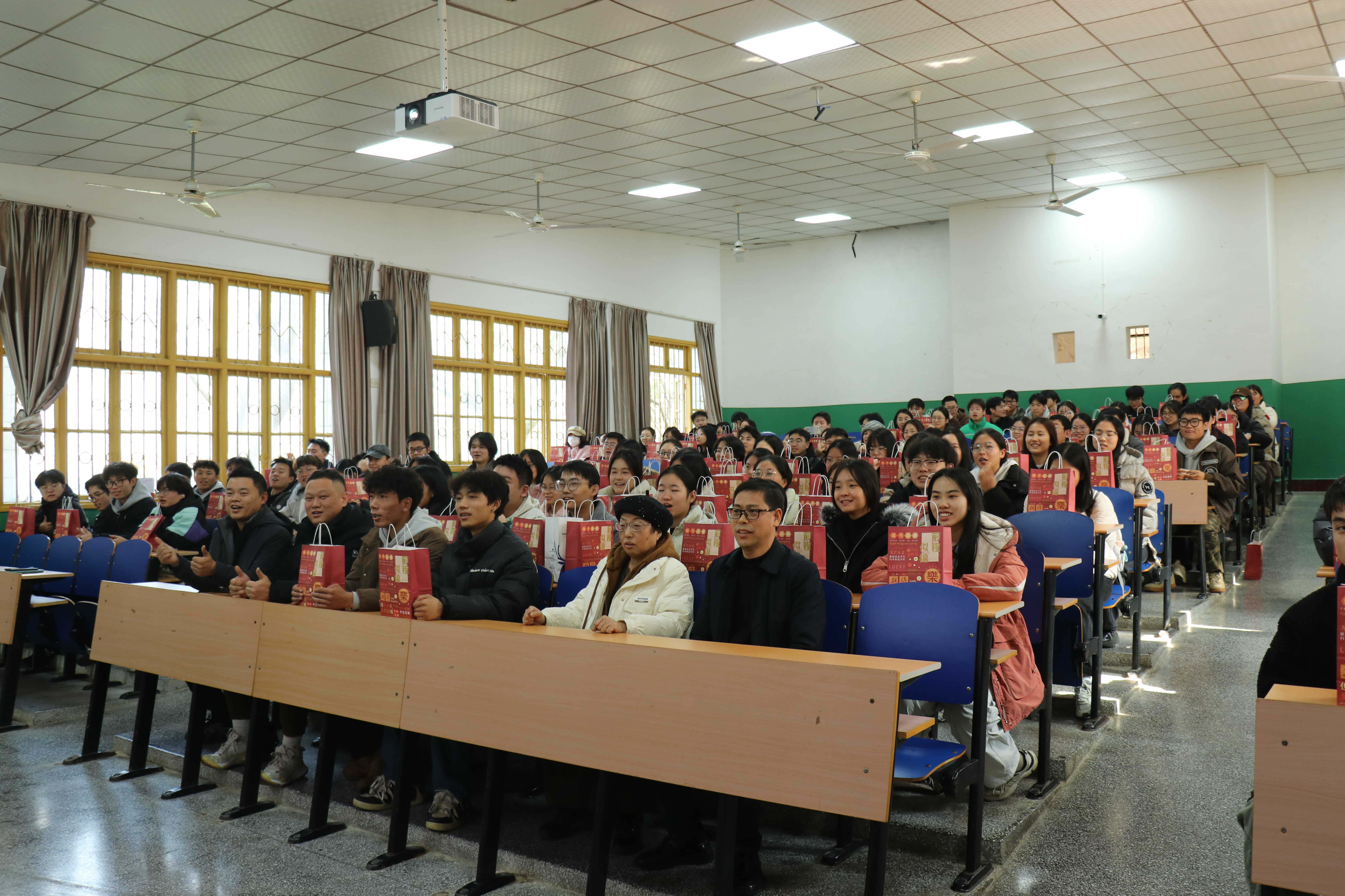 图为活动现场 (5).JPG